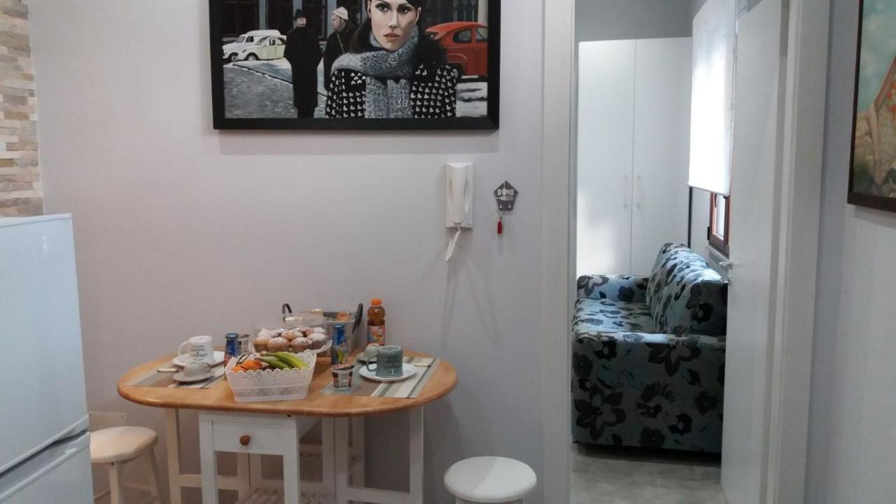 B&B A Casa Dell'Artista Кастелдача Екстериор снимка