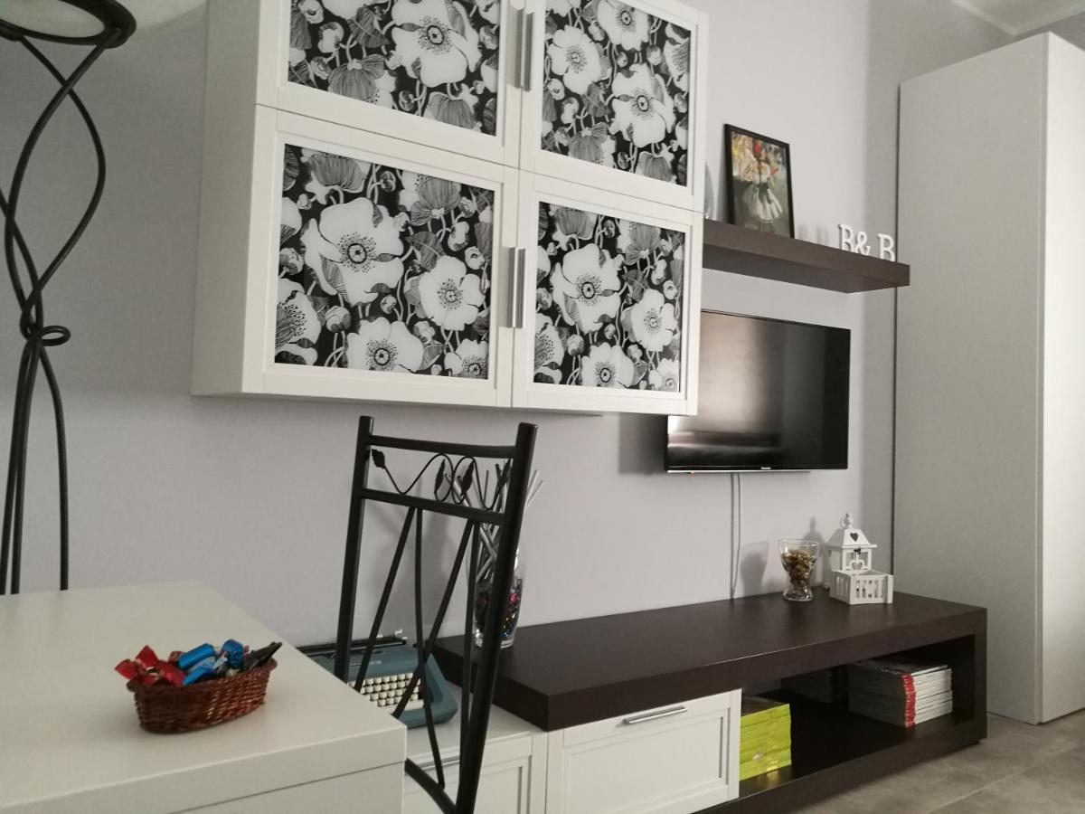 B&B A Casa Dell'Artista Кастелдача Екстериор снимка